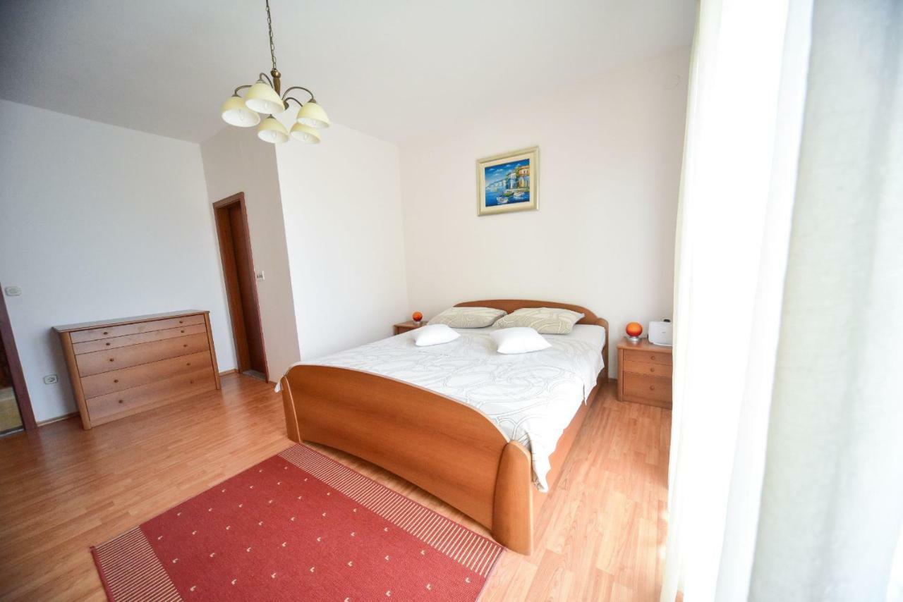 Apartment Marcella 2 Ljubač Exteriér fotografie